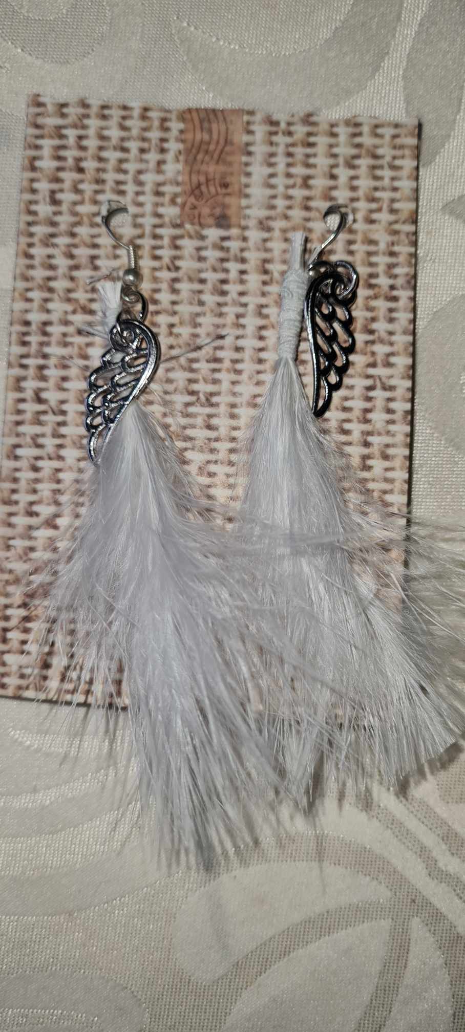 Boucle d'oreille plumes