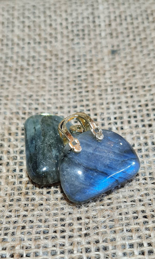 Pendentif sac a main doré Labradorite